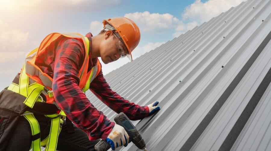 Professional residential roofers in Prudenville, MI
